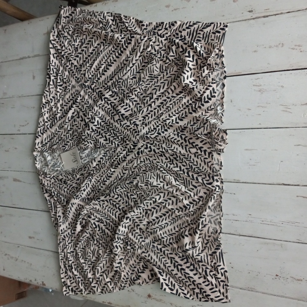 NWT Sseko Multiway Shawl